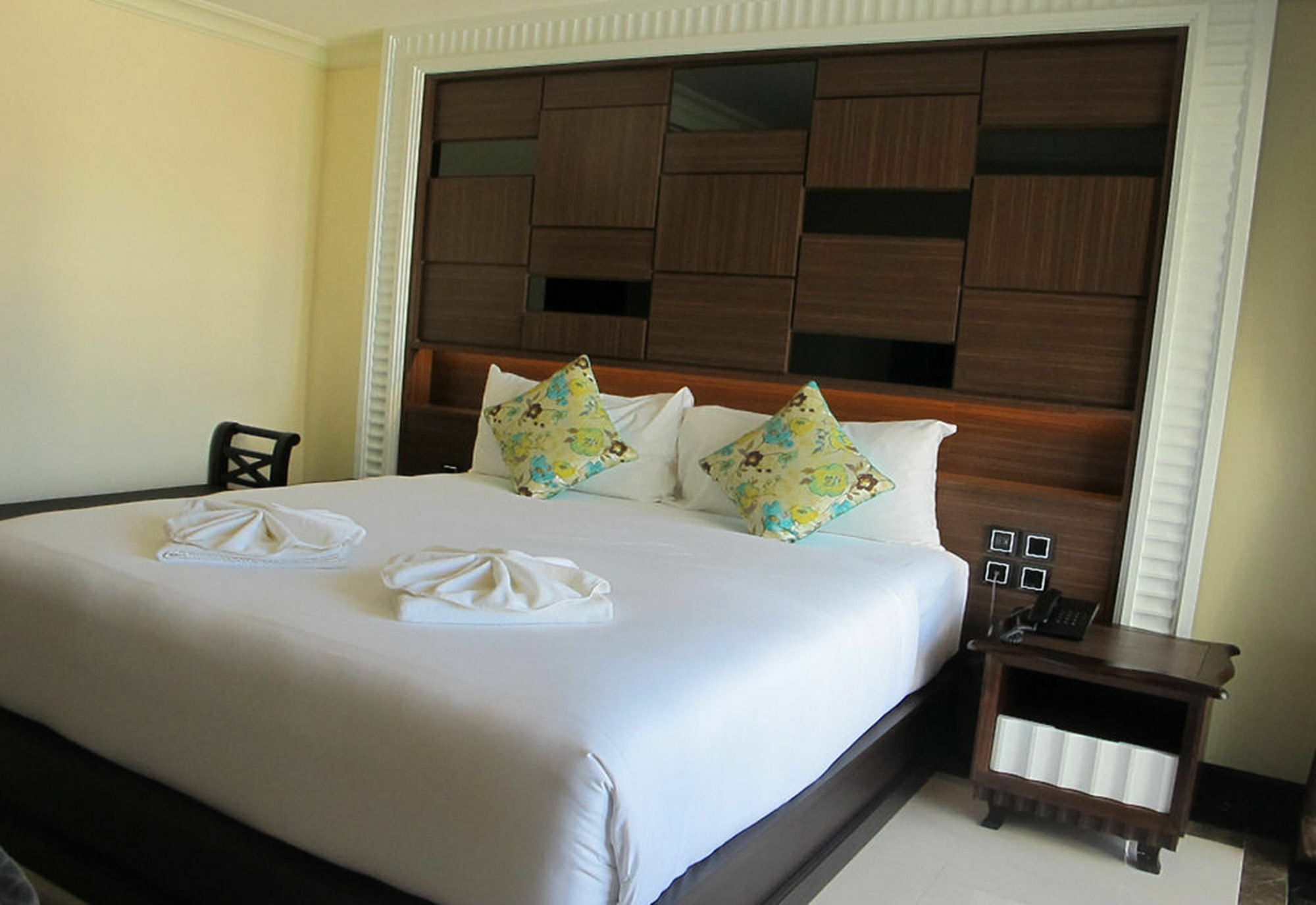 March Hotel Pattaya Esterno foto